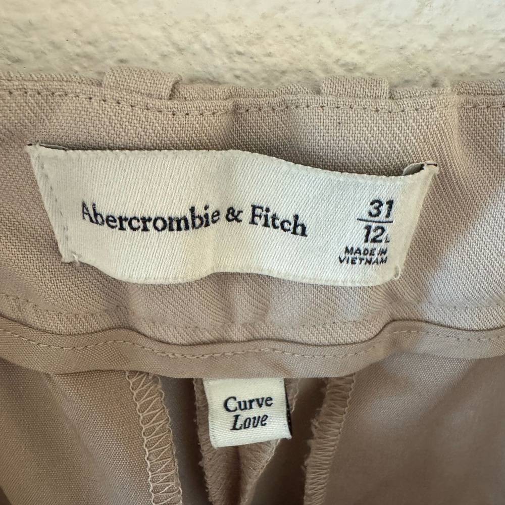 Abercrombie & Fitch Curve Love Cuffed Hem Tailored Wide Leg Pant: SIZE 31 LONG - Picture 4 of 5